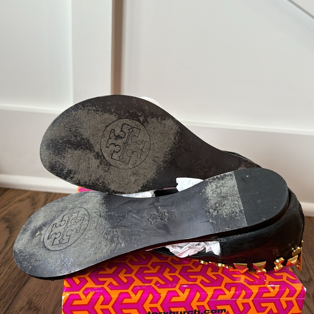 Tory Burch Lamb Leather Gold Stud Accent Thong Sandals Zip Back 8 - Picture 6 of 6